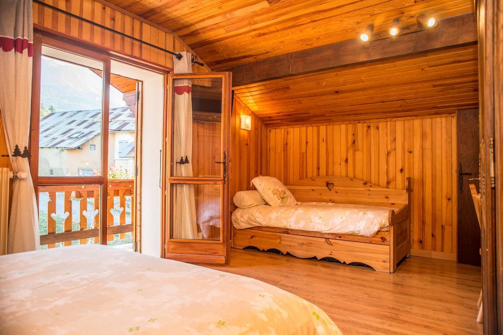 B&B Chalet La Providence Le Sauze Quarto foto